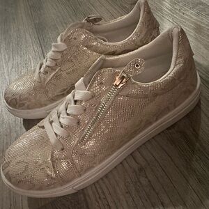 Tan cheetah shoes